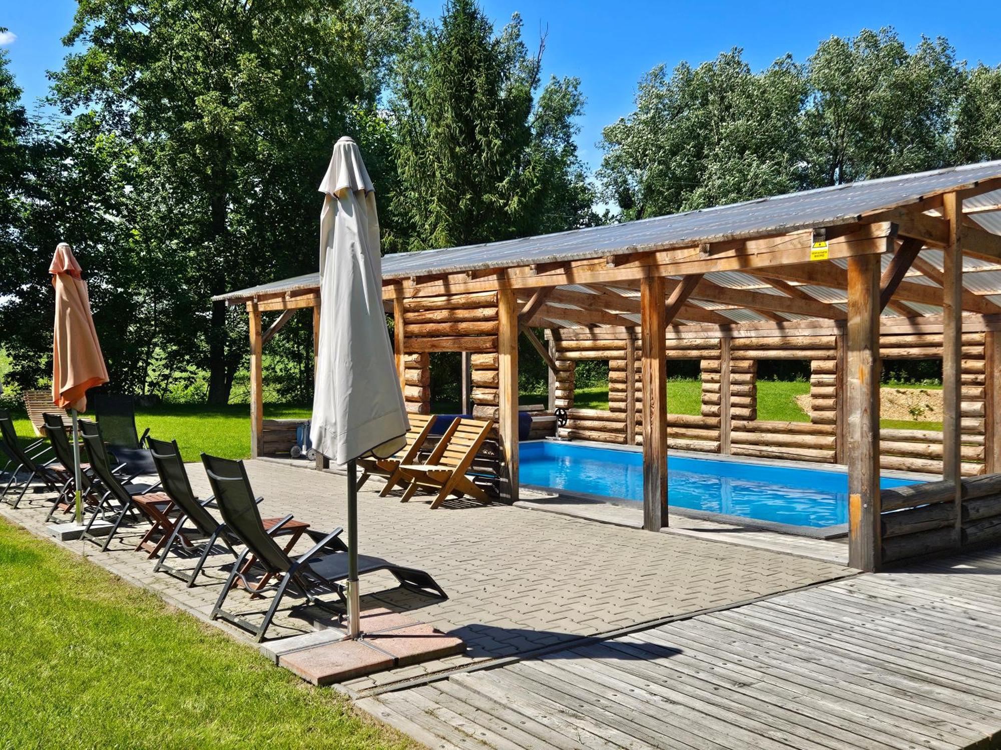 Pension Koliba Komorní Lhotka Bagian luar foto